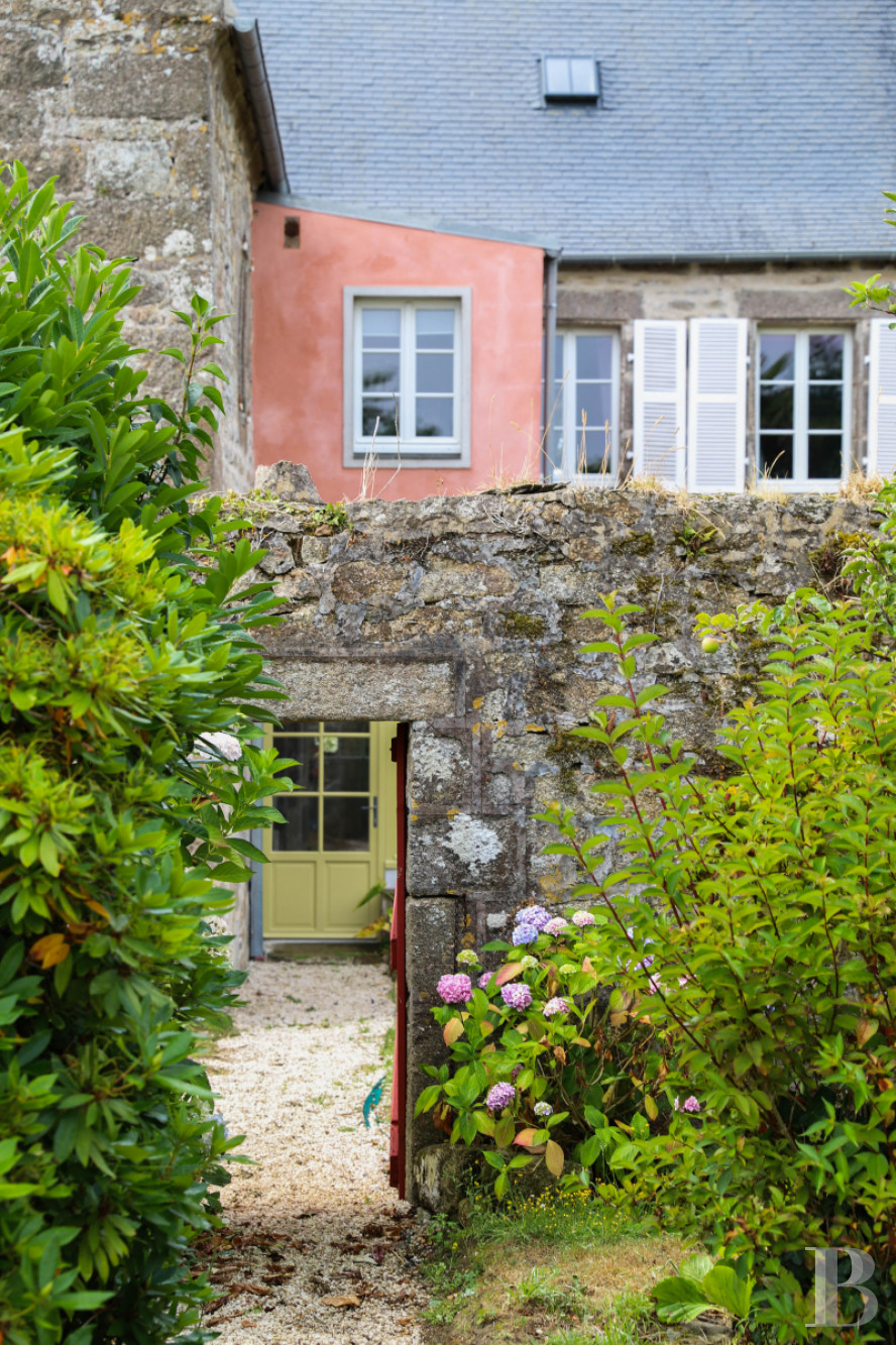 A 17th century manor house and penty close to the beaches and port in Lanildut, in the Iroise region - photo  n°46